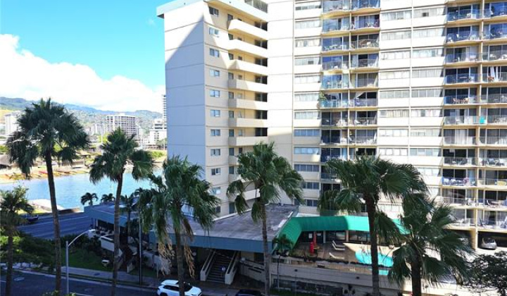 1888 Kalakaua Avenue,Honolulu,Hawaii,96815,2 ベッドルーム ベッドルーム,2 バスルームバスルーム,コンド / タウンハウス,Kalakaua,9,18208917