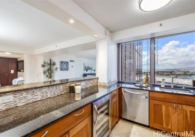 415 South Street,Honolulu,Hawaii,96813,2 Bedrooms Bedrooms,2 BathroomsBathrooms,Condo/Townhouse,South,18,18208948