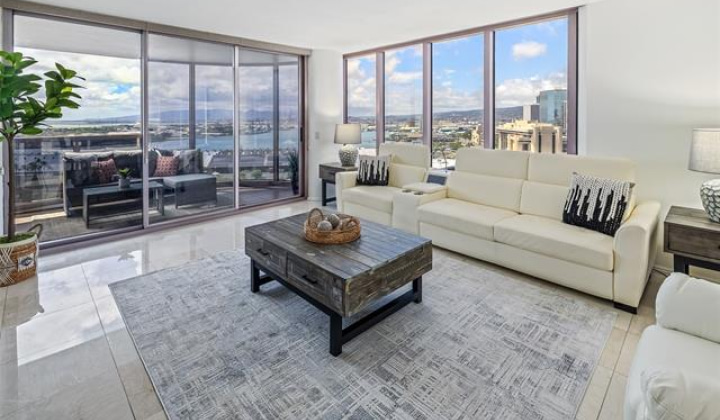 415 South Street,Honolulu,Hawaii,96813,2 Bedrooms Bedrooms,2 BathroomsBathrooms,Condo/Townhouse,South,18,18208948