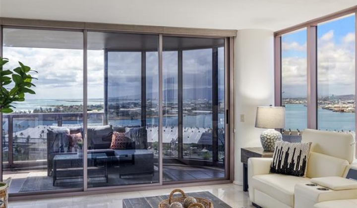 415 South Street,Honolulu,Hawaii,96813,2 Bedrooms Bedrooms,2 BathroomsBathrooms,Condo/Townhouse,South,18,18208948