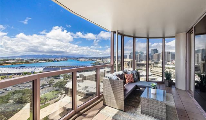 415 South Street,Honolulu,Hawaii,96813,2 Bedrooms Bedrooms,2 BathroomsBathrooms,Condo/Townhouse,South,18,18208948