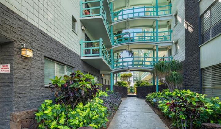 2957 Kalakaua Avenue,Honolulu,Hawaii,96815,1 ベッドルーム ベッドルーム,1 バスルームバスルーム,コンド / タウンハウス,Kalakaua,4,19379651