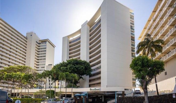 2877 Kalakaua Avenue,Honolulu,Hawaii,96815,1 BathroomBathrooms,Condo/Townhouse,Kalakaua,8,18208986