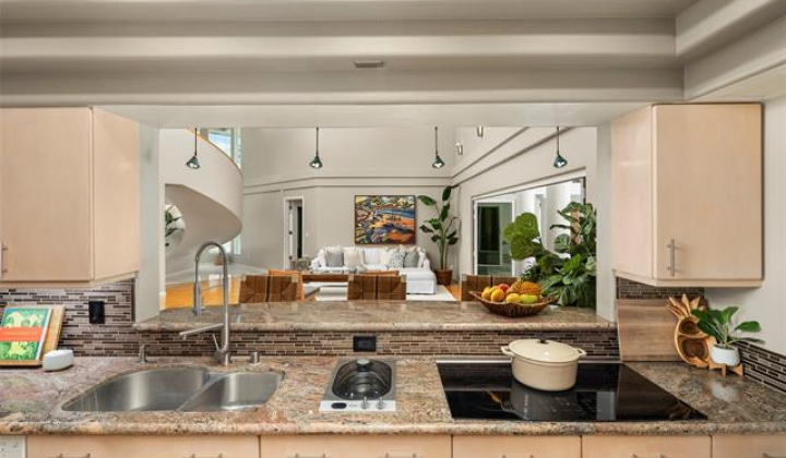 4346 Kahala Avenue,Honolulu,Hawaii,96816,5 Bedrooms Bedrooms,4 BathroomsBathrooms,Single family,Kahala,18209046