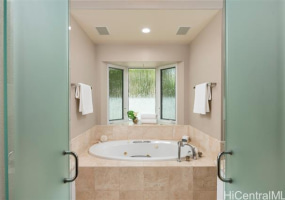 4346 Kahala Avenue,Honolulu,Hawaii,96816,5 Bedrooms Bedrooms,4 BathroomsBathrooms,Single family,Kahala,18209046