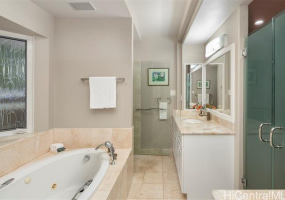 4346 Kahala Avenue,Honolulu,Hawaii,96816,5 Bedrooms Bedrooms,4 BathroomsBathrooms,Single family,Kahala,18209046