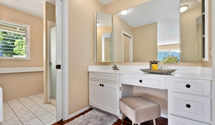 1362 Lopaka Place,Kailua,Hawaii,96734,4 Bedrooms Bedrooms,3 BathroomsBathrooms,Single family,Lopaka,18209047