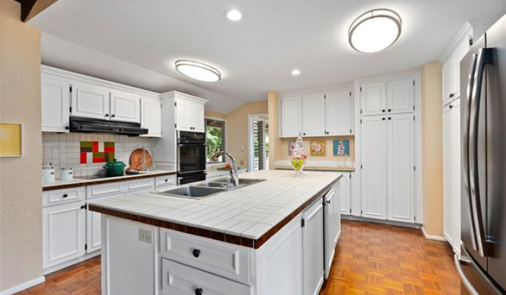 1362 Lopaka Place,Kailua,Hawaii,96734,4 Bedrooms Bedrooms,3 BathroomsBathrooms,Single family,Lopaka,18209047