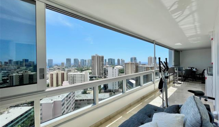 1456 Thurston Avenue,Honolulu,Hawaii,96822,3 Bedrooms Bedrooms,2 BathroomsBathrooms,Condo/Townhouse,Thurston,18209353
