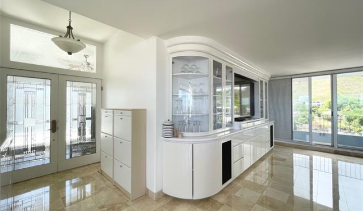 1456 Thurston Avenue,Honolulu,Hawaii,96822,3 Bedrooms Bedrooms,2 BathroomsBathrooms,Condo/Townhouse,Thurston,18209353