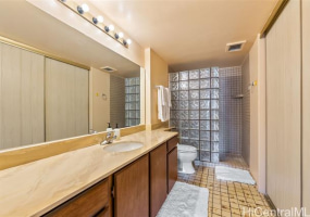 2600 Pualani Way,Honolulu,Hawaii,96815,1 ベッドルーム ベッドルーム,1 バスルームバスルーム,コンド / タウンハウス,Pualani,3,18209628