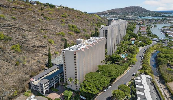 555 Hahaione Street,Honolulu,Hawaii,96825,1 ベッドルーム ベッドルーム,2 バスルームバスルーム,コンド / タウンハウス,Hahaione,5,19380648