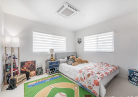 643 Kalanipuu Street,Honolulu,Hawaii,96825,5 Bedrooms Bedrooms,3 BathroomsBathrooms,Single family,Kalanipuu,18210345