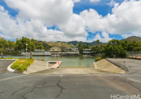 643 Kalanipuu Street,Honolulu,Hawaii,96825,5 Bedrooms Bedrooms,3 BathroomsBathrooms,Single family,Kalanipuu,18210345