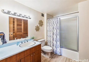 1350 Ala Moana Boulevard,Honolulu,Hawaii,96814,2 ベッドルーム ベッドルーム,2 バスルームバスルーム,コンド / タウンハウス,Ala Moana,28,18675555