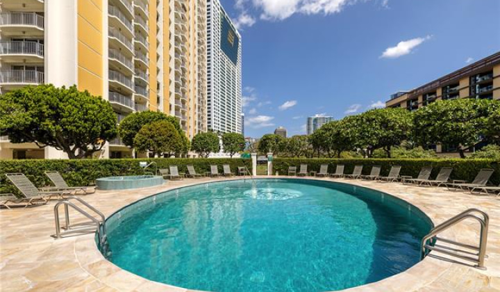 1350 Ala Moana Boulevard,Honolulu,Hawaii,96814,2 ベッドルーム ベッドルーム,2 バスルームバスルーム,コンド / タウンハウス,Ala Moana,28,18675555
