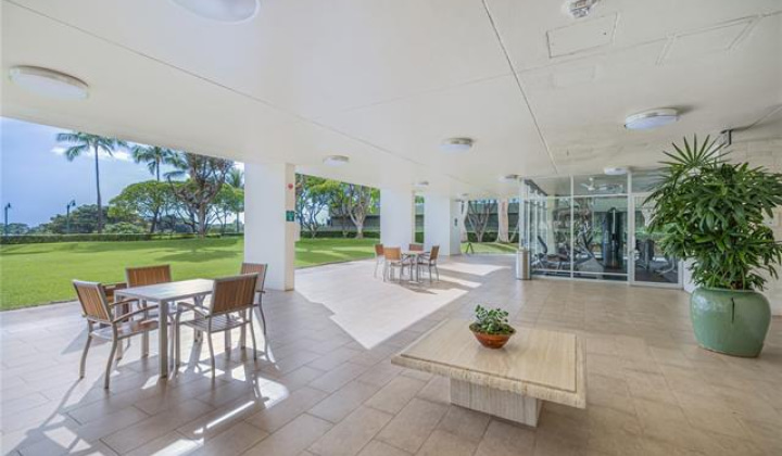 1350 Ala Moana Boulevard,Honolulu,Hawaii,96814,2 ベッドルーム ベッドルーム,2 バスルームバスルーム,コンド / タウンハウス,Ala Moana,28,18675555