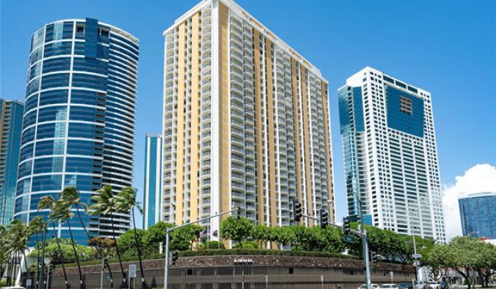 1350 Ala Moana Boulevard,Honolulu,Hawaii,96814,2 ベッドルーム ベッドルーム,2 バスルームバスルーム,コンド / タウンハウス,Ala Moana,28,18675555