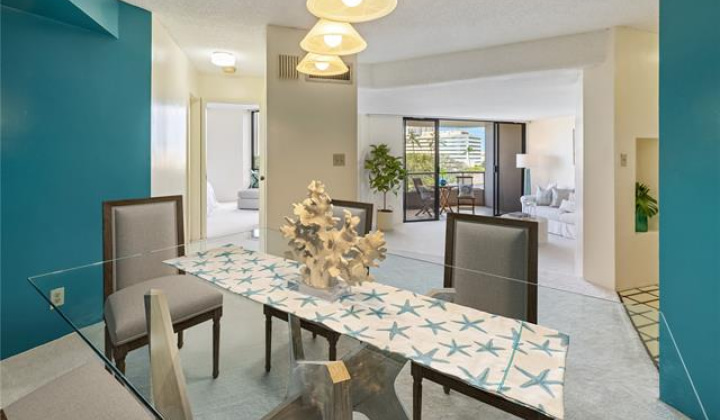 1221 Victoria Street,Honolulu,Hawaii,96814,1 Bedroom Bedrooms,1 BathroomBathrooms,Condo/Townhouse,Victoria,6,18210632