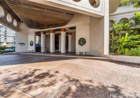 1221 Victoria Street,Honolulu,Hawaii,96814,1 Bedroom Bedrooms,1 BathroomBathrooms,Condo/Townhouse,Victoria,6,18210632