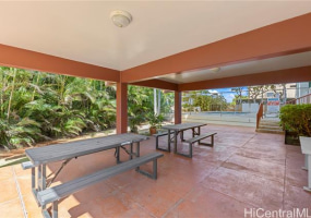 796 Isenberg Street,Honolulu,Hawaii,96826,1 ベッドルーム ベッドルーム,1 バスルームバスルーム,コンド / タウンハウス,Isenberg,10,18675611