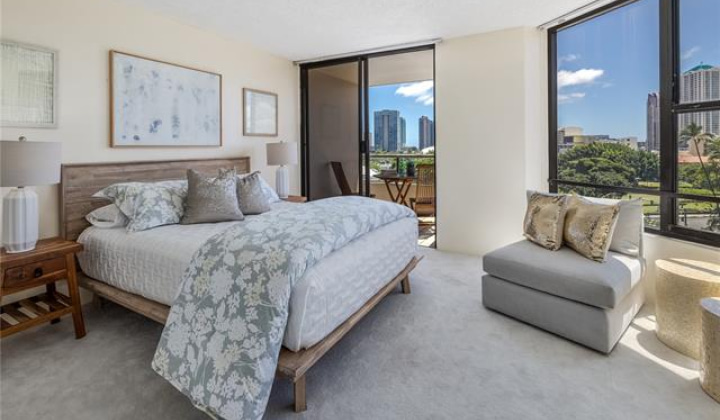 1221 Victoria Street,Honolulu,Hawaii,96814,1 Bedroom Bedrooms,1 BathroomBathrooms,Condo/Townhouse,Victoria,6,18210632