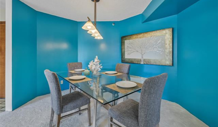 1221 Victoria Street,Honolulu,Hawaii,96814,1 Bedroom Bedrooms,1 BathroomBathrooms,Condo/Townhouse,Victoria,6,18210632
