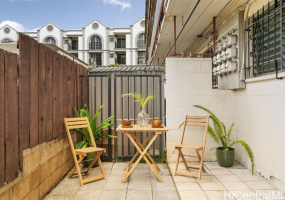 1426 Keeaumoku Street,Honolulu,Hawaii,96822,2 Bedrooms Bedrooms,1 BathroomBathrooms,Condo/Townhouse,Keeaumoku,1,18210711