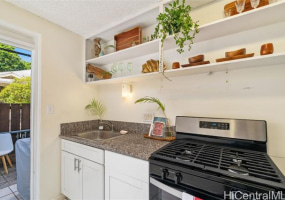 1426 Keeaumoku Street,Honolulu,Hawaii,96822,2 Bedrooms Bedrooms,1 BathroomBathrooms,Condo/Townhouse,Keeaumoku,1,18210711