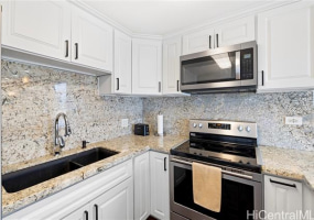 2140 Kuhio Avenue,Honolulu,Hawaii,96815,1 ベッドルーム ベッドルーム,1 バスルームバスルーム,コンド / タウンハウス,Kuhio,17,18211157