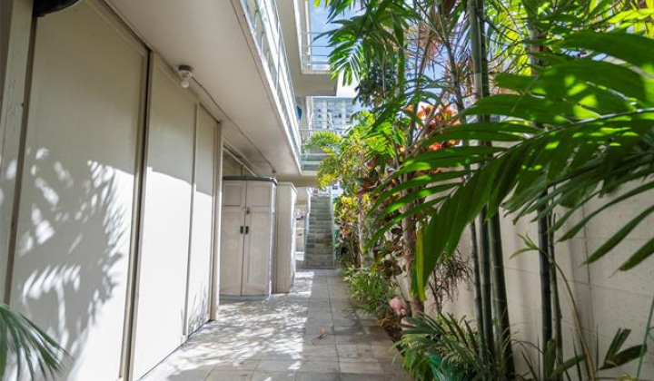 135 Uluniu Avenue,Honolulu,Hawaii,96815,1 ベッドルーム ベッドルーム,1 バスルームバスルーム,コンド / タウンハウス,Uluniu,3,18675953