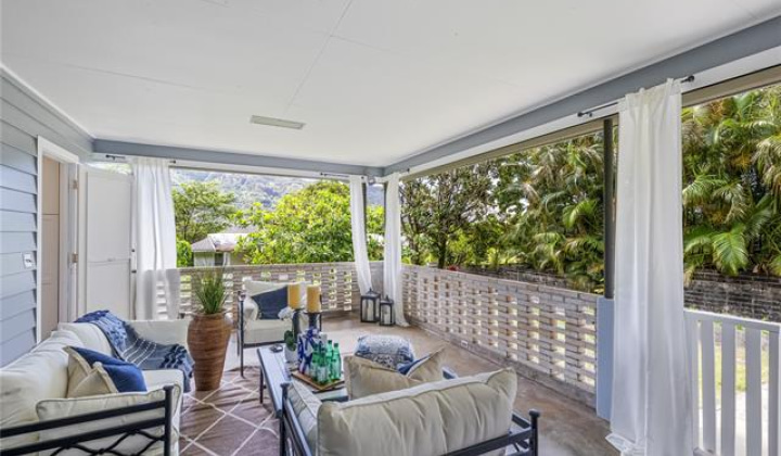 3107 Oahu Avenue,Honolulu,Hawaii,96822,5 Bedrooms Bedrooms,4 BathroomsBathrooms,Single family,Oahu,18211259