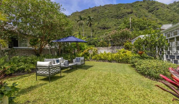 3107 Oahu Avenue,Honolulu,Hawaii,96822,5 Bedrooms Bedrooms,4 BathroomsBathrooms,Single family,Oahu,18211259