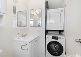 2525 Date Street,Honolulu,Hawaii,96826,1 BathroomBathrooms,Condo/Townhouse,Date,15,18211520
