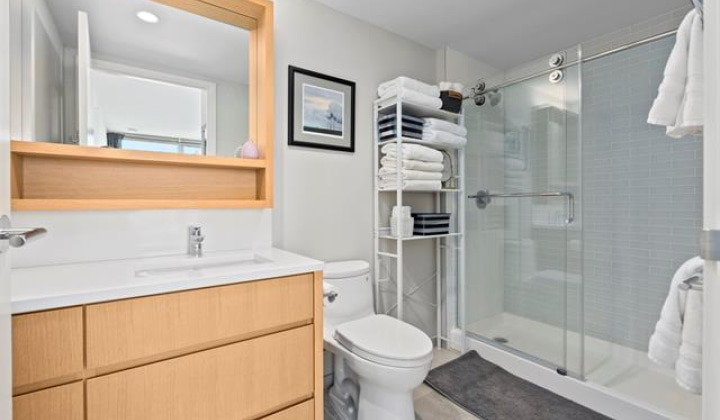 1388 Kapiolani Boulevard,Honolulu,Hawaii,96814,2 Bedrooms Bedrooms,2 BathroomsBathrooms,Condo/Townhouse,Kapiolani,27,18211663