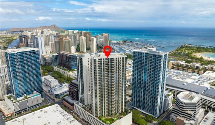 1388 Kapiolani Boulevard,Honolulu,Hawaii,96814,2 Bedrooms Bedrooms,2 BathroomsBathrooms,Condo/Townhouse,Kapiolani,27,18211663