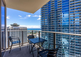 1388 Kapiolani Boulevard,Honolulu,Hawaii,96814,2 Bedrooms Bedrooms,2 BathroomsBathrooms,Condo/Townhouse,Kapiolani,27,18211663