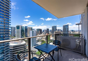 1388 Kapiolani Boulevard,Honolulu,Hawaii,96814,2 Bedrooms Bedrooms,2 BathroomsBathrooms,Condo/Townhouse,Kapiolani,27,18211663
