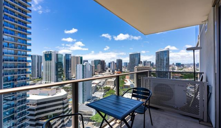 1388 Kapiolani Boulevard,Honolulu,Hawaii,96814,2 Bedrooms Bedrooms,2 BathroomsBathrooms,Condo/Townhouse,Kapiolani,27,18211663