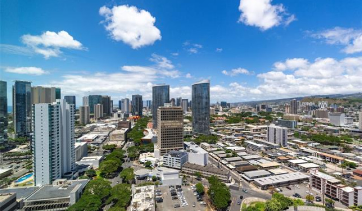 1388 Kapiolani Boulevard,Honolulu,Hawaii,96814,2 Bedrooms Bedrooms,2 BathroomsBathrooms,Condo/Townhouse,Kapiolani,27,18211663