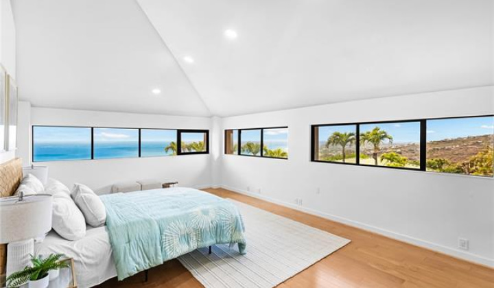600 Kahiau Loop,Honolulu,Hawaii,96821,4 Bedrooms Bedrooms,3 BathroomsBathrooms,Single family,Kahiau,18212745