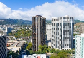 419 A Atkinson Drive,Honolulu,Hawaii,96814,2 Bedrooms Bedrooms,1 BathroomBathrooms,Condo/Townhouse,Atkinson,3,17764024