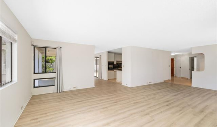 953 15th Avenue,Honolulu,Hawaii,96816,4 Bedrooms Bedrooms,2 BathroomsBathrooms,Single family,15th,18213262