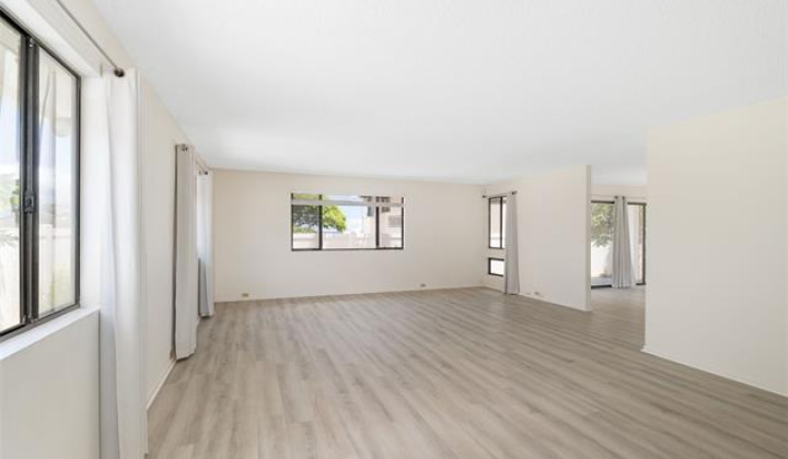 953 15th Avenue,Honolulu,Hawaii,96816,4 Bedrooms Bedrooms,2 BathroomsBathrooms,Single family,15th,18213262