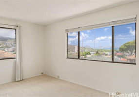 953 15th Avenue,Honolulu,Hawaii,96816,4 Bedrooms Bedrooms,2 BathroomsBathrooms,Single family,15th,18213262