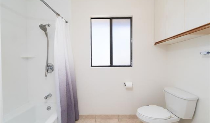 953 15th Avenue,Honolulu,Hawaii,96816,4 Bedrooms Bedrooms,2 BathroomsBathrooms,Single family,15th,18213262