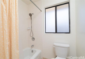 953 15th Avenue,Honolulu,Hawaii,96816,4 Bedrooms Bedrooms,2 BathroomsBathrooms,Single family,15th,18213262