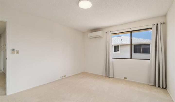 953 15th Avenue,Honolulu,Hawaii,96816,4 Bedrooms Bedrooms,2 BathroomsBathrooms,Single family,15th,18213262