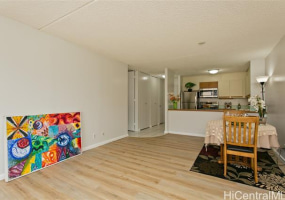 223 Saratoga Road,Honolulu,Hawaii,96815,1 Bedroom Bedrooms,1 BathroomBathrooms,Condo/Townhouse,Saratoga,12,17814506