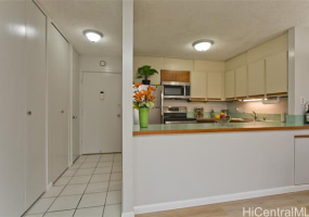 223 Saratoga Road,Honolulu,Hawaii,96815,1 Bedroom Bedrooms,1 BathroomBathrooms,Condo/Townhouse,Saratoga,12,17814506